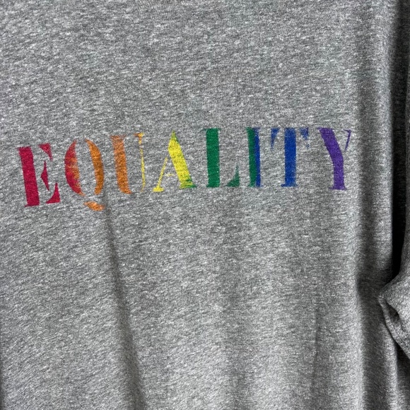 John Varvatos tee shirt men size XXL pride EQUALITY graphic gray NEW - Picture 5 of 12